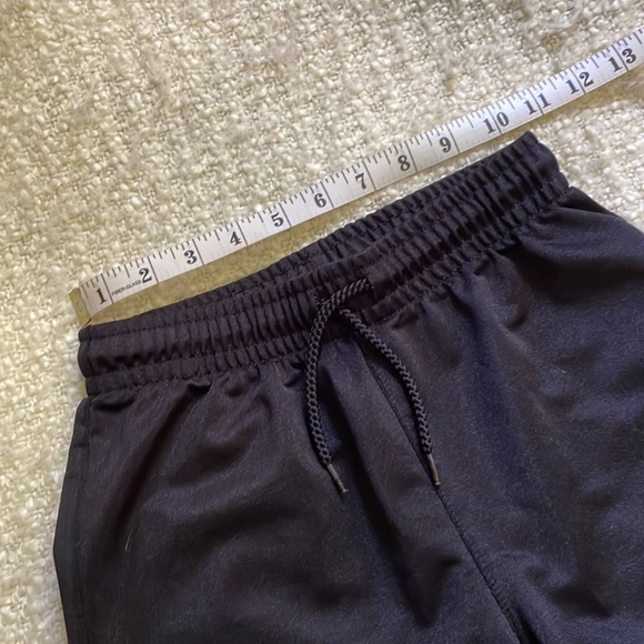 🏀 CHILDRENS PLACE SIZE SMALL (5/6) BLACK ATHLETIC SHORTS - Picture 10 of 12